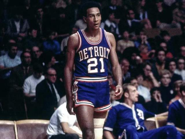 场的同时 场的同时